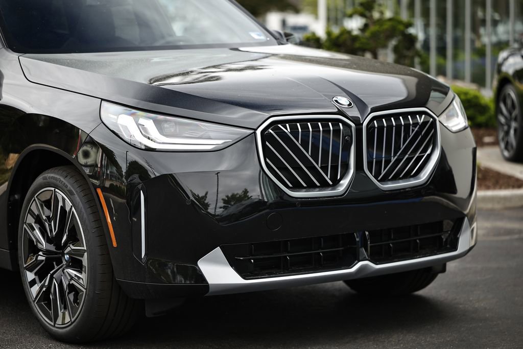 New 2026 BMW X3 xDrive30 w/ Premium Package AWD/4WD image 2