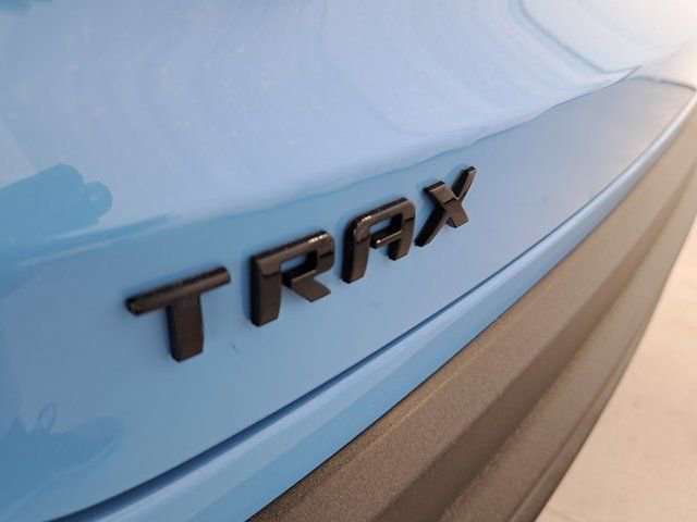 Used 2024 Chevrolet Trax RS w/ Sunroof Package image 28