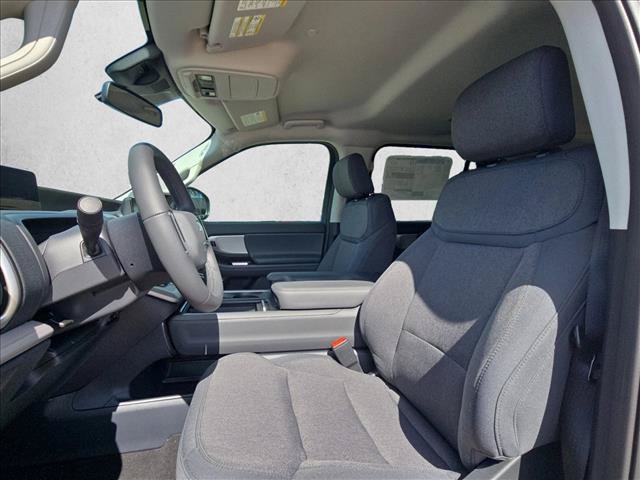 New 2026 Ford Expedition Active RWD image 4