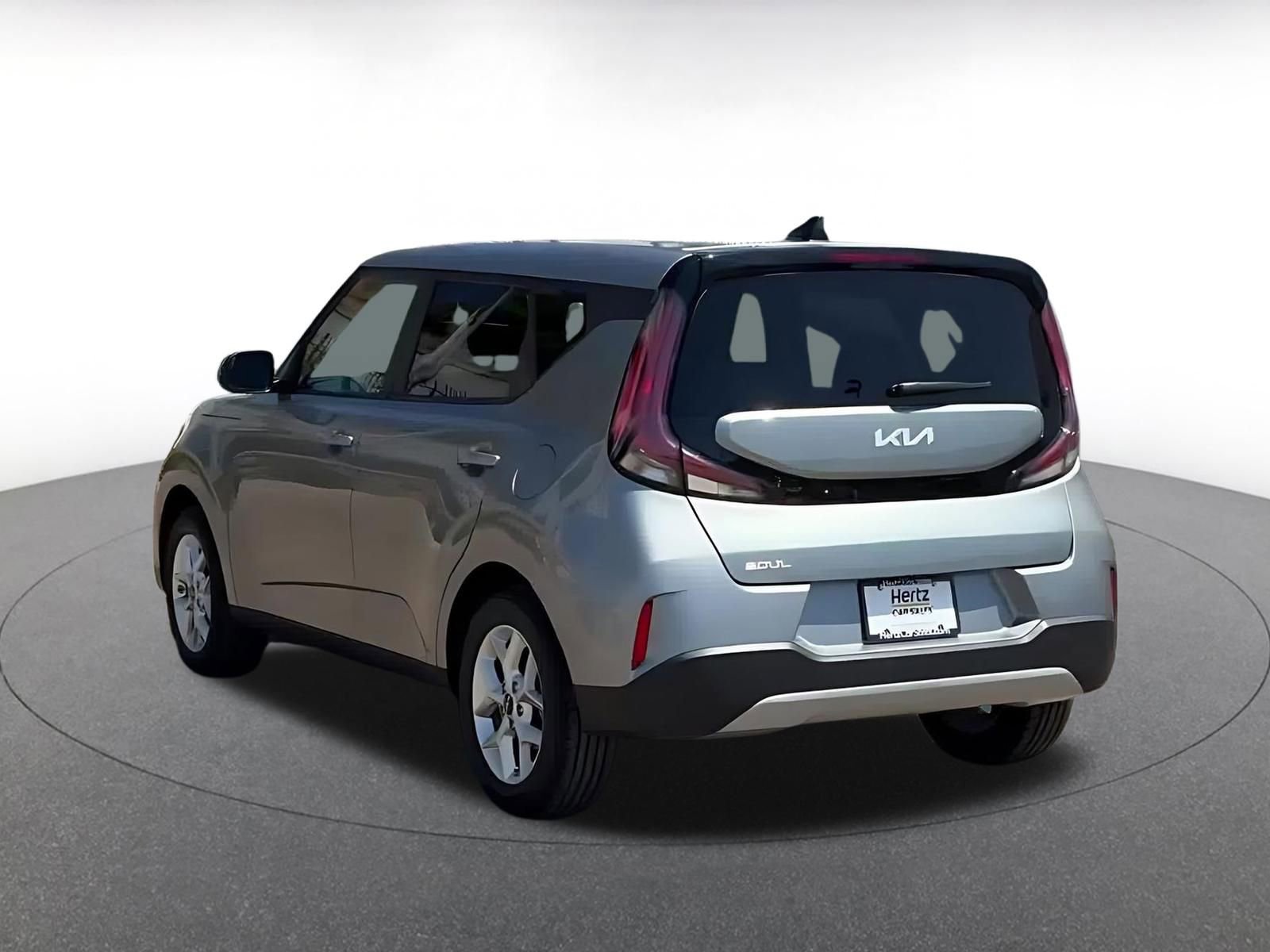 Used 2025 Kia Soul LX w/ LX Technology Package image 15