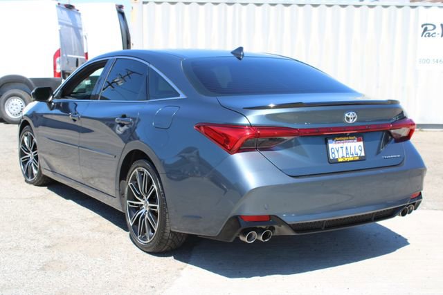 Used 2021 Toyota Avalon Touring w/ Advanced Safety Package image 3