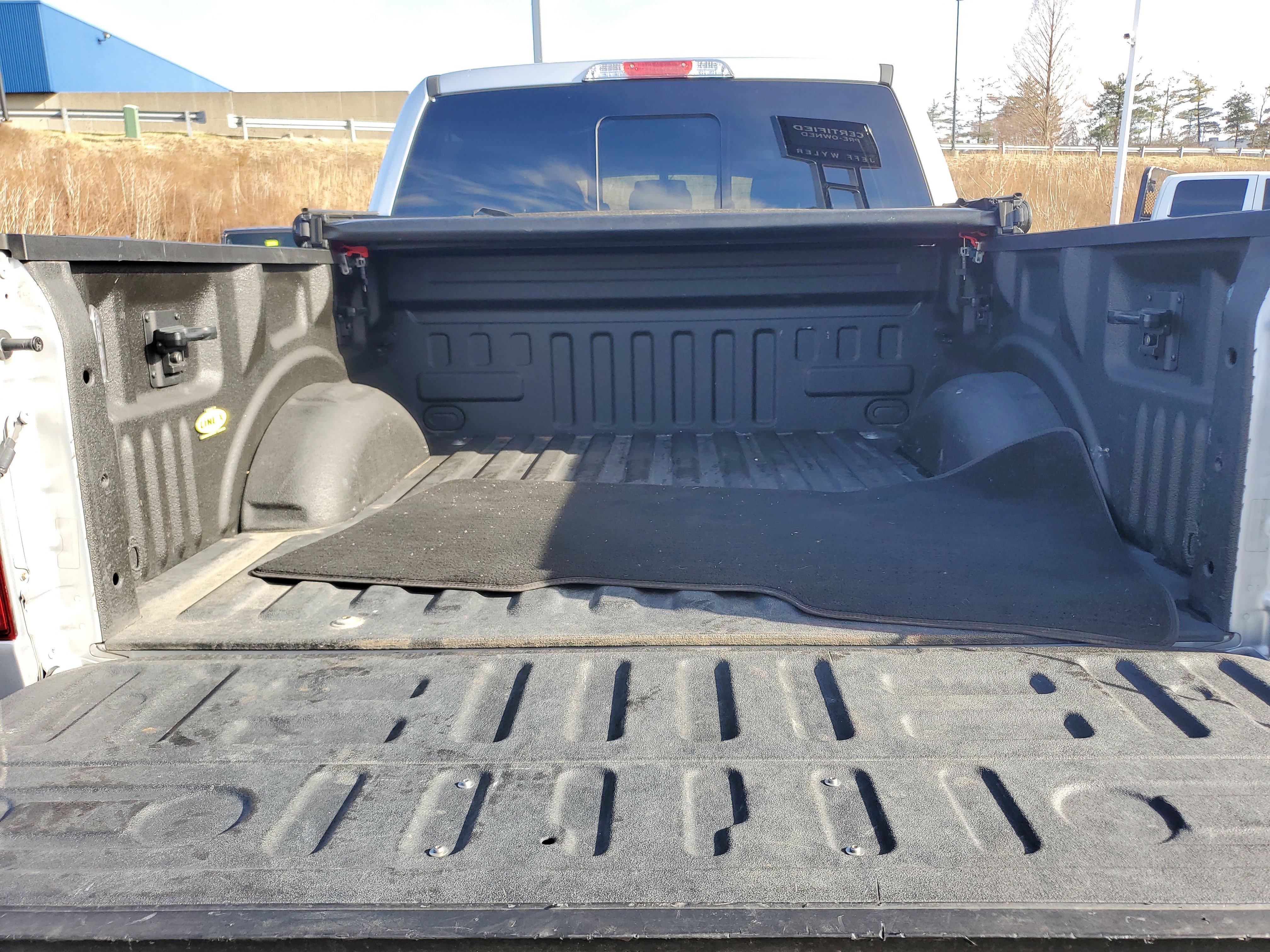 Used 2019 Ford F150 Platinum image 11