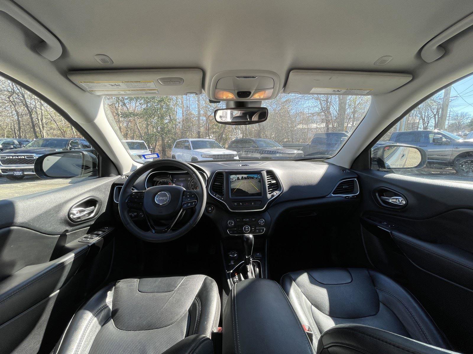 Certified 2023 Jeep Cherokee Altitude Lux image 34