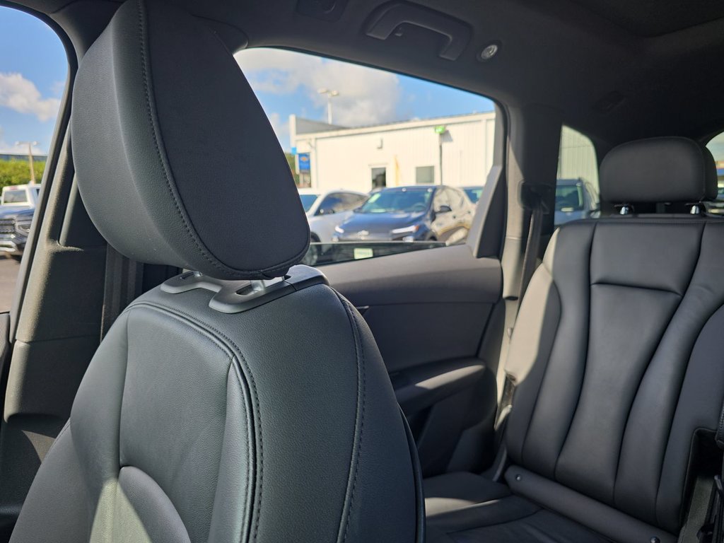 Used 2021 Audi Q7 3.0T Premium AWD/4WD image 12