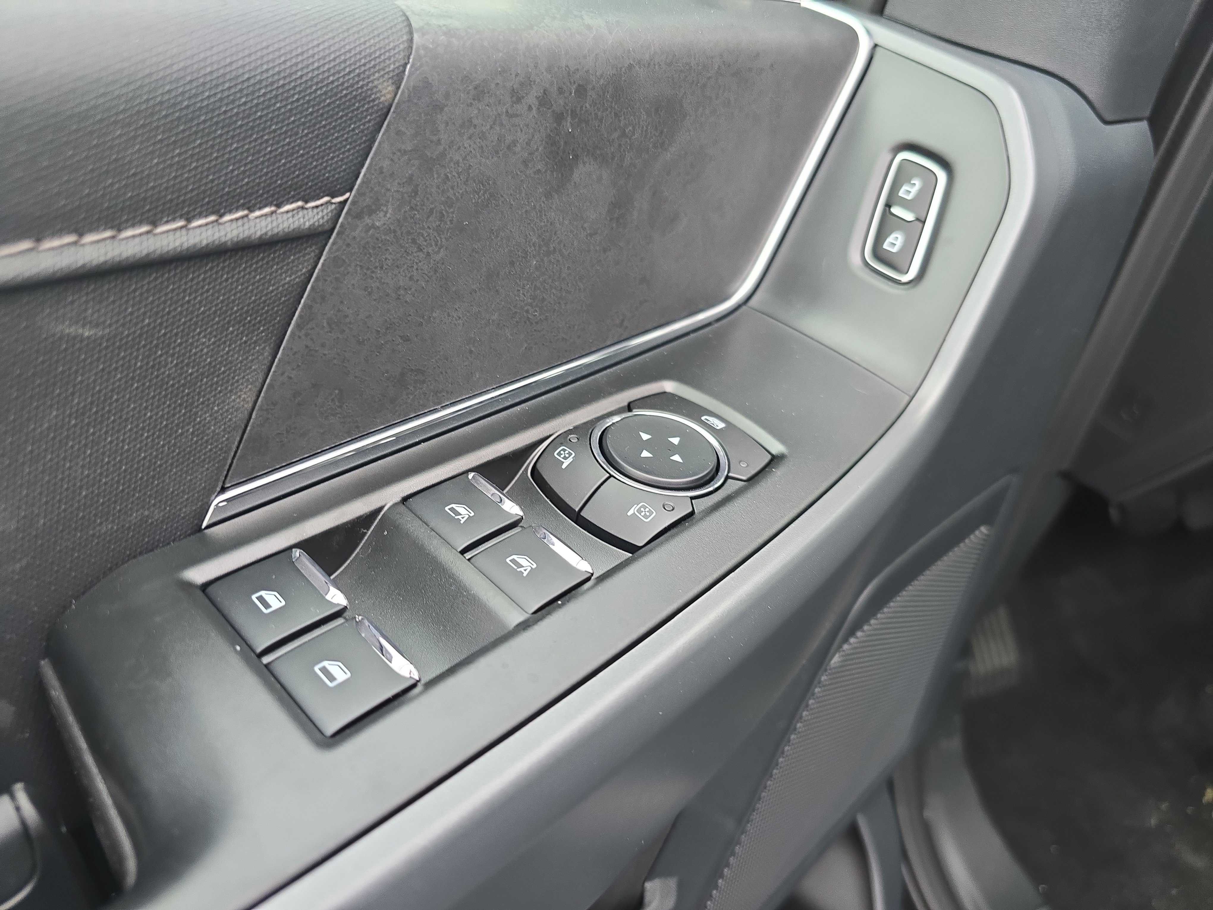 New 2025 Ford F150 XLT image 18