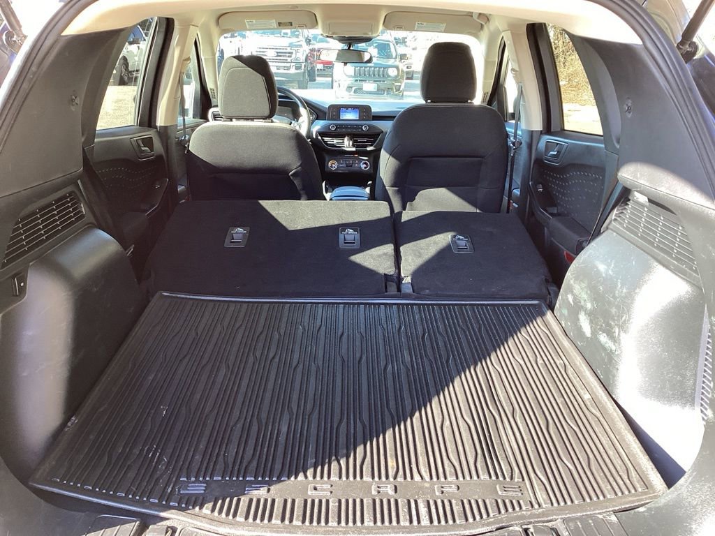 Used 2020 Ford Escape S image 11