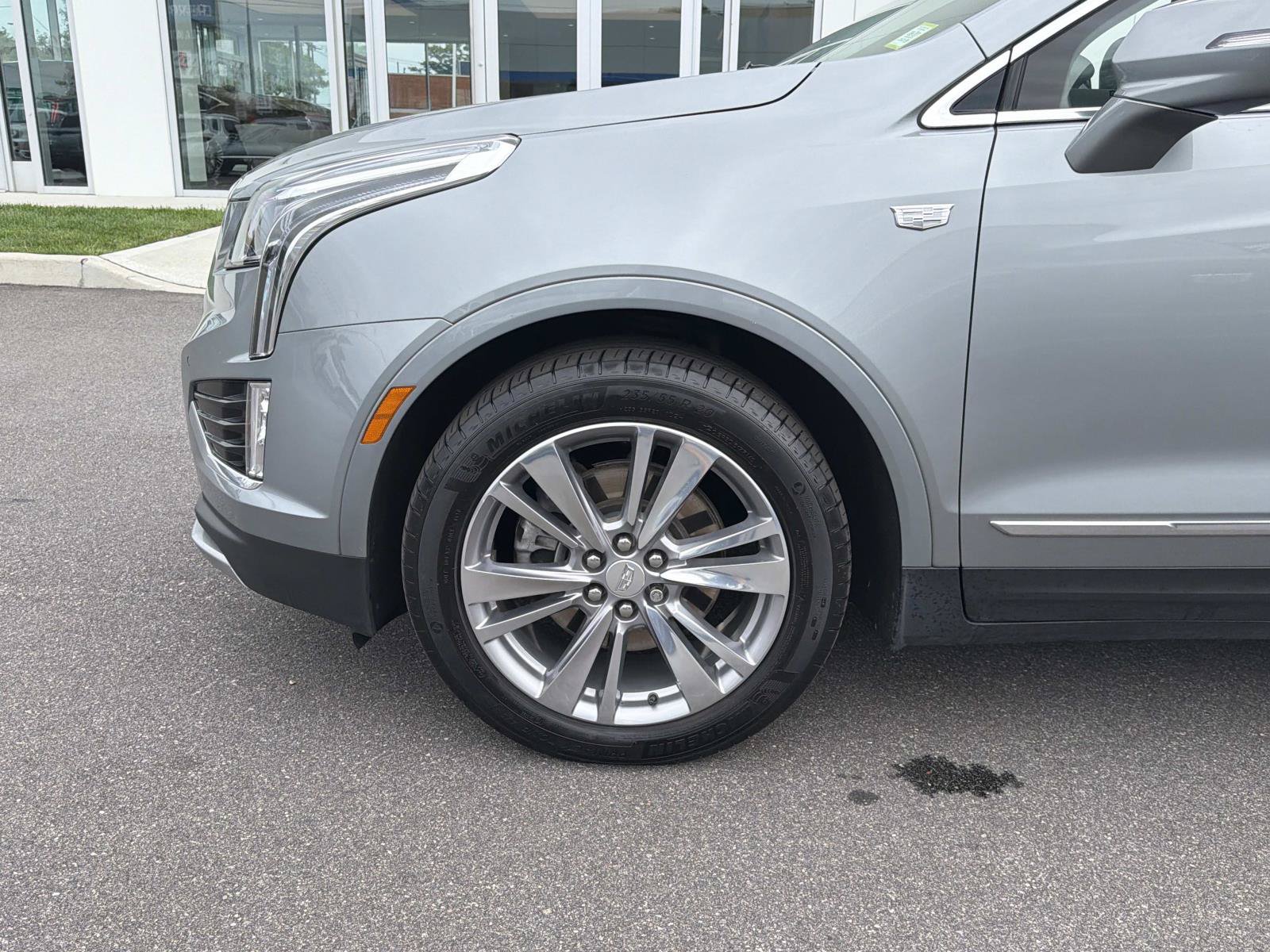Certified 2024 Cadillac XT5 Premium Luxury AWD/4WD image 9