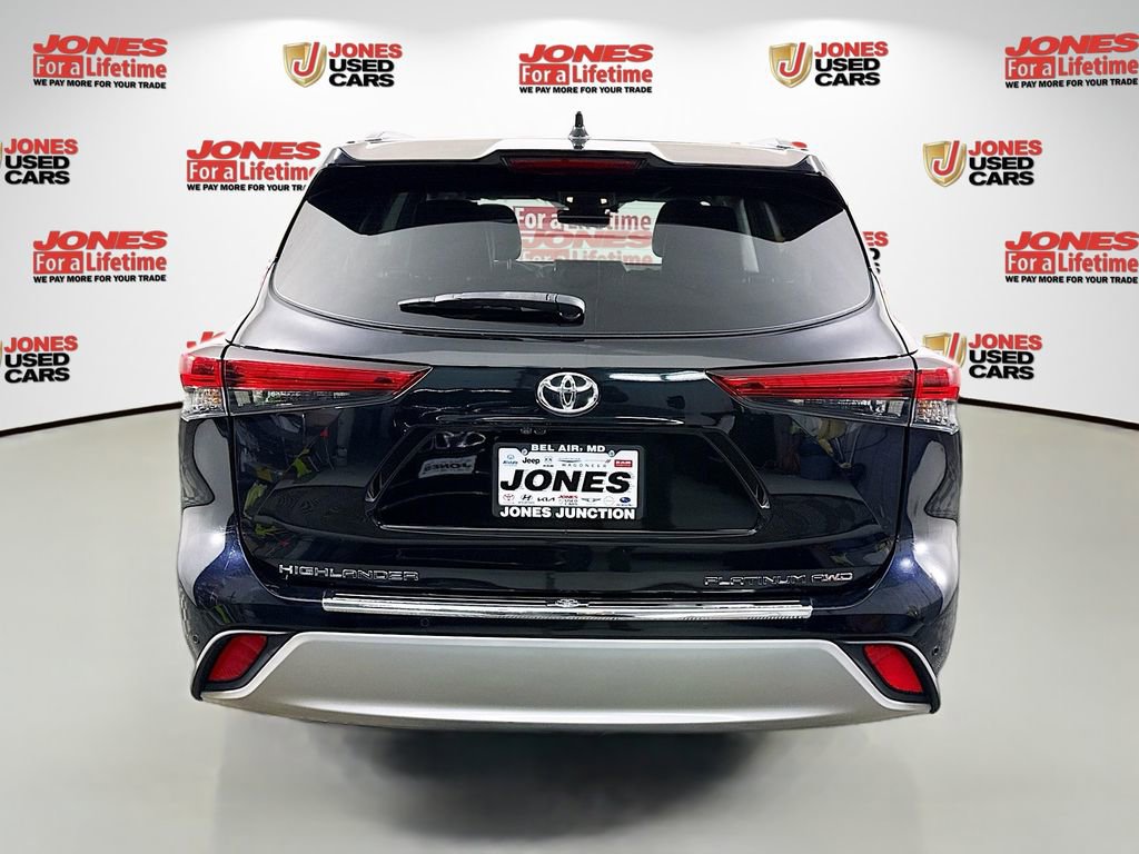 Certified 2021 Toyota Highlander Platinum image 17