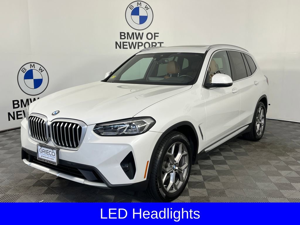 Used 2022 BMW X3 xDrive30i w/ Premium Package 2 (ZPA) AWD/4WD image 3
