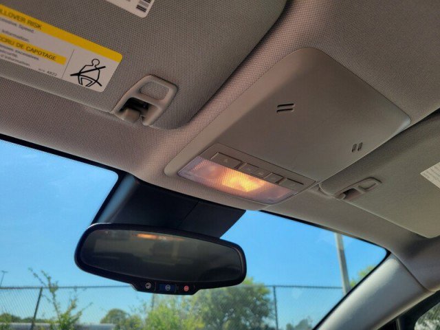 Used 2016 Chevrolet Trax LT w/ LT Convenience Package image 19