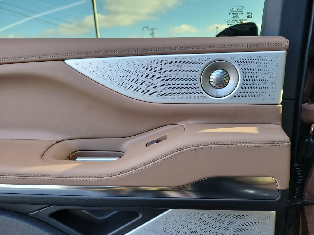 New 2025 Lincoln Navigator L Black Label image 14