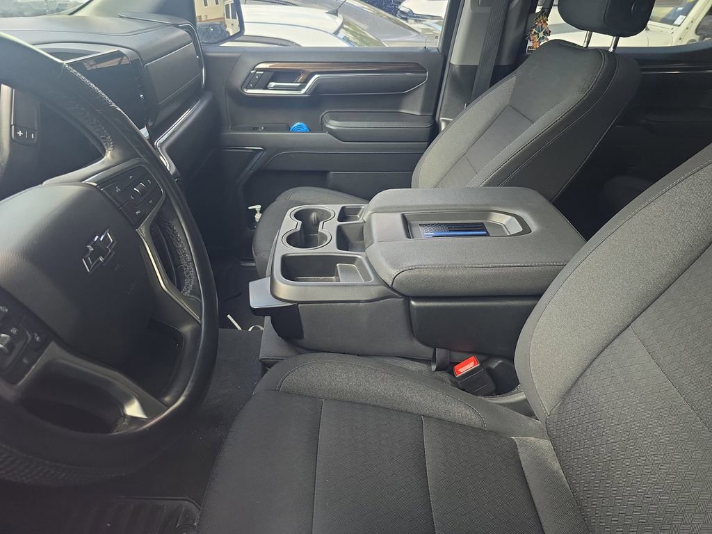 Used 2024 Chevrolet Silverado 1500 RST image 12