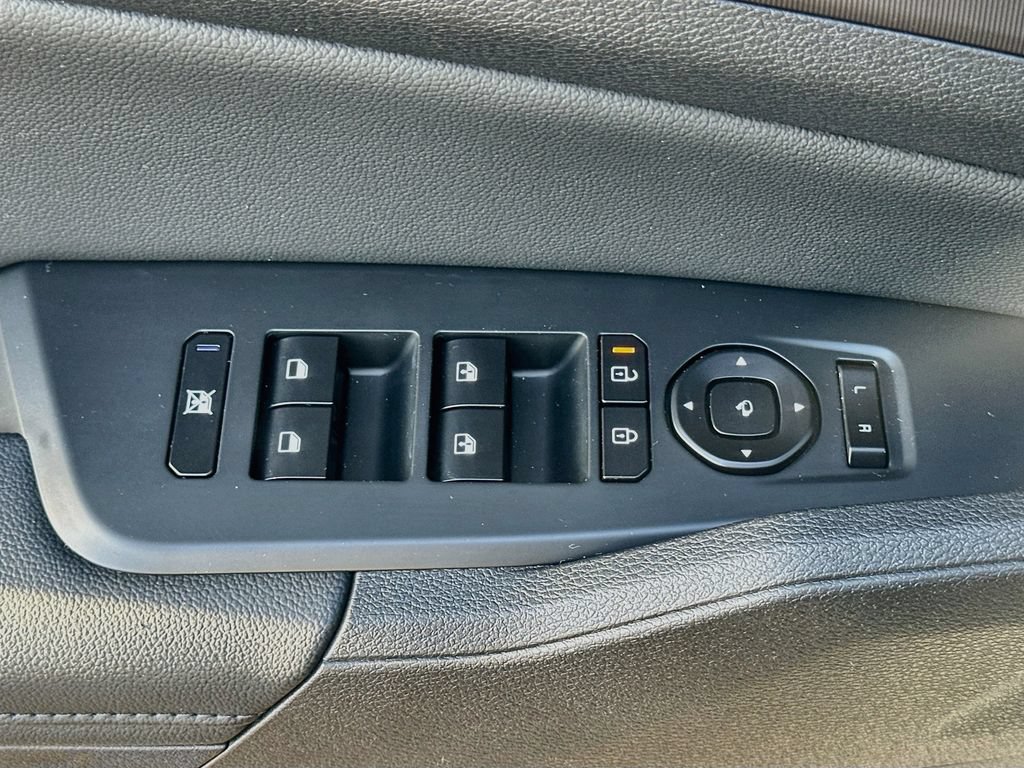 Certified 2026 Kia Sportage SX Prestige AWD/4WD image 18