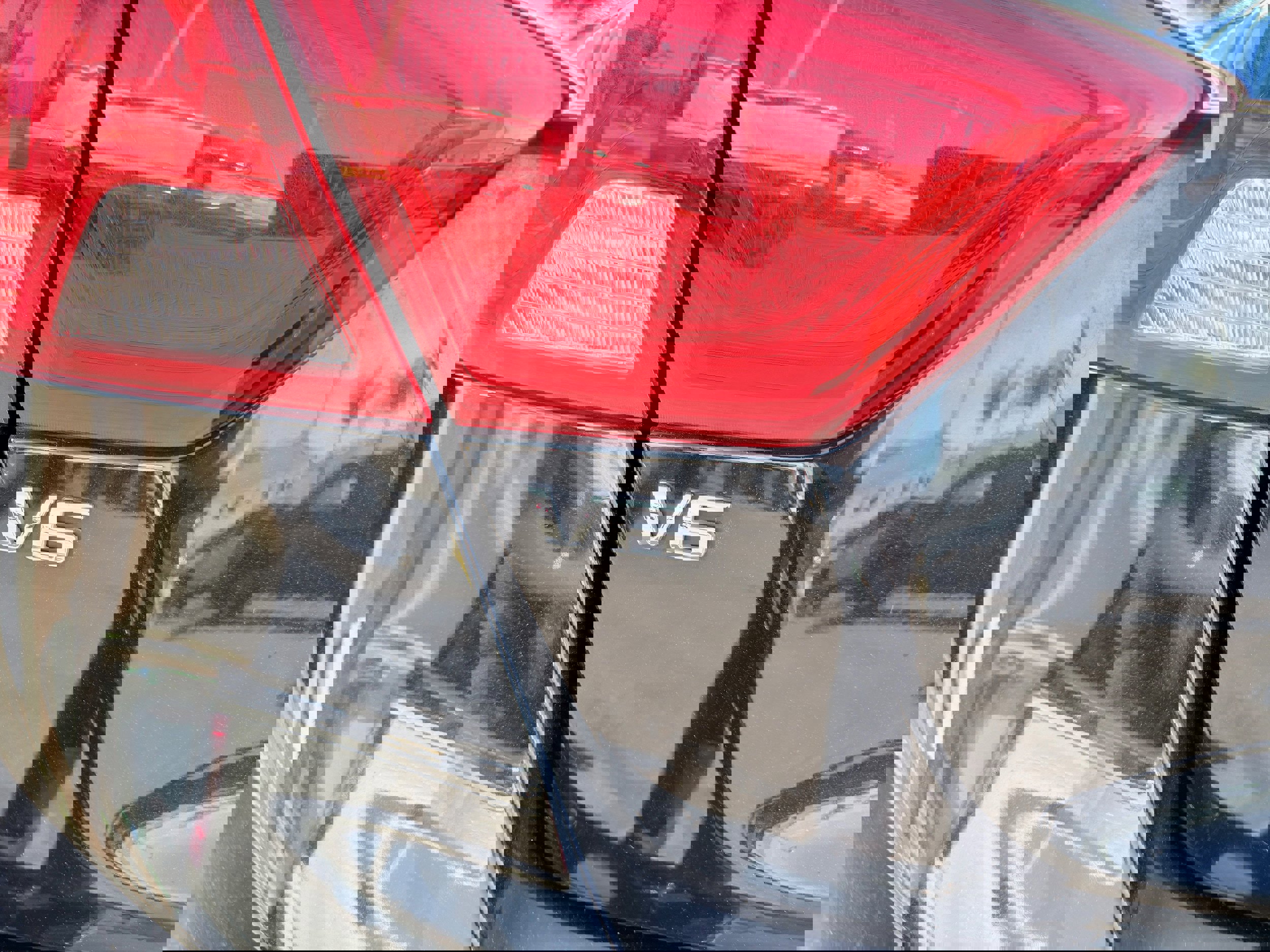 Used 2018 Chevrolet Impala LS image 39