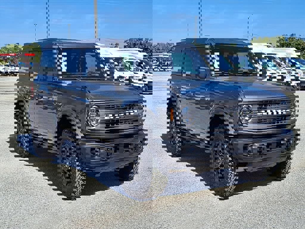 New 2025 Ford Bronco Big Bend w/ Black Diamond Package image 10