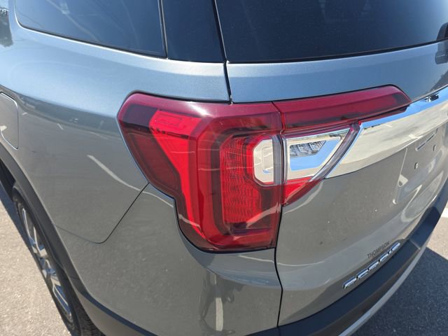 Used 2023 GMC Acadia SLE w/ Driver Convenience Package FWD image 30