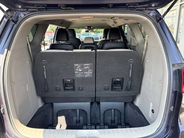 Used 2021 Kia Sedona EX FWD image 36