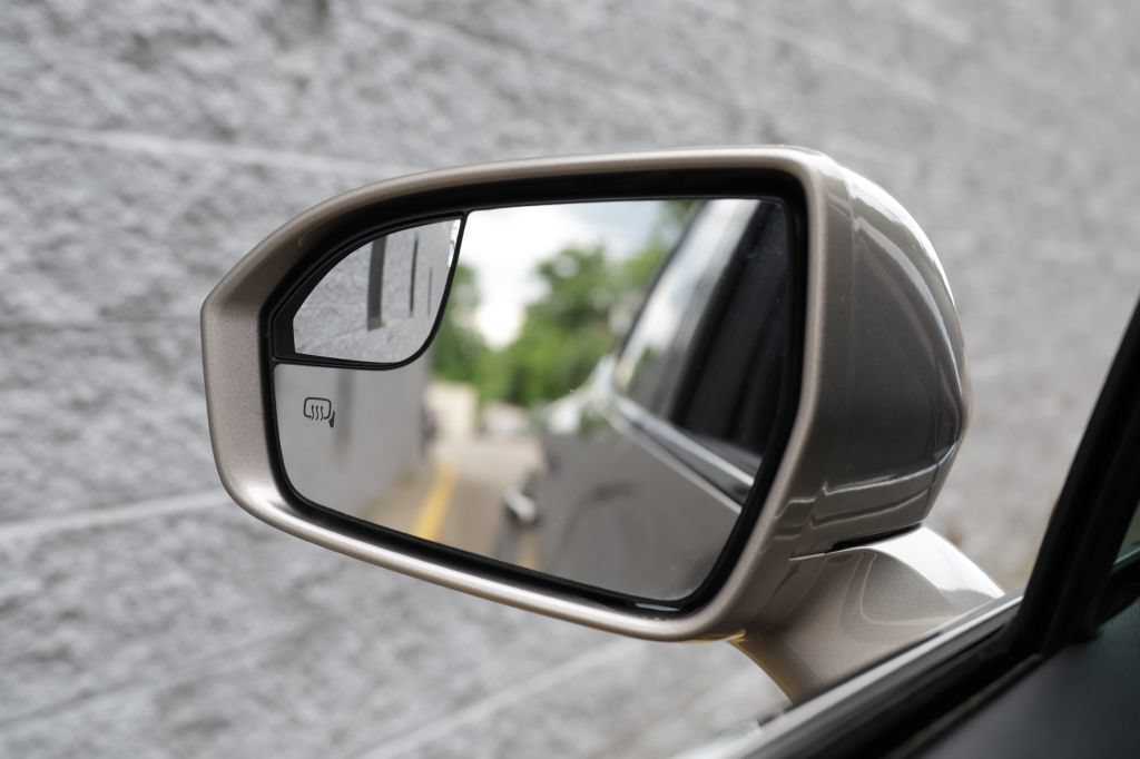 Used 2019 Lincoln MKC Premiere FWD image 34