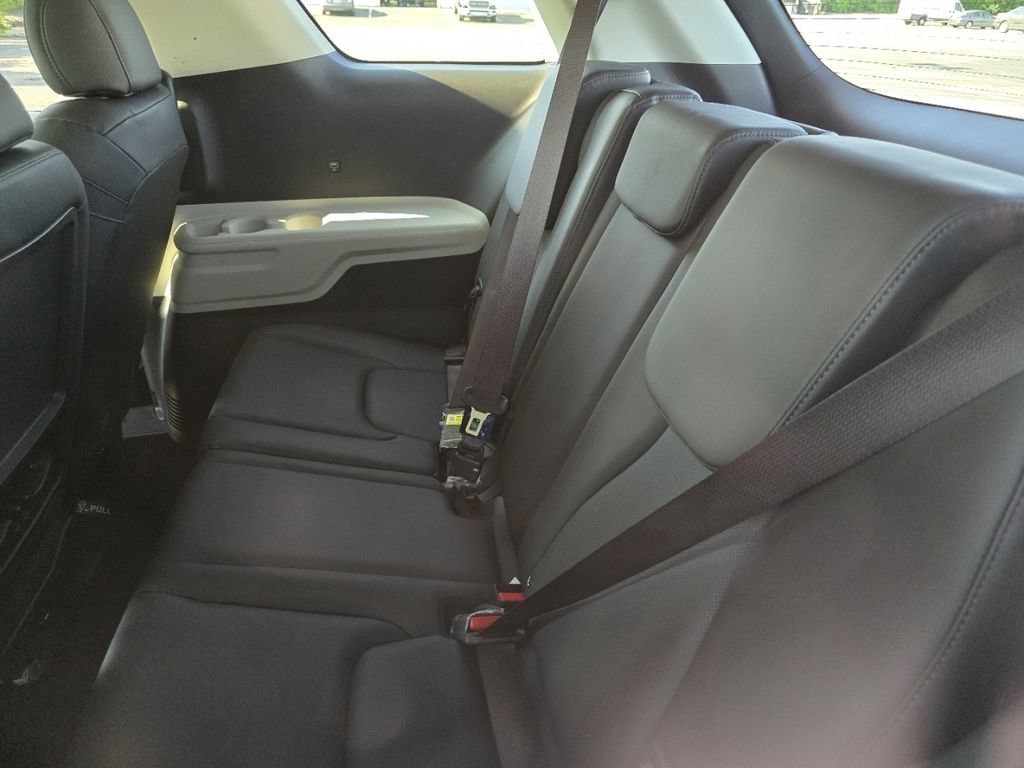 Used 2024 Kia Carnival LX FWD image 24