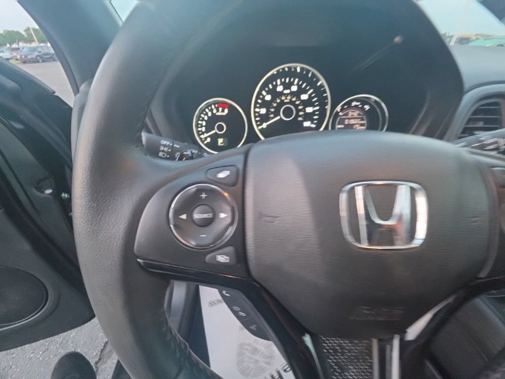 Used 2019 Honda HR-V Sport image 16