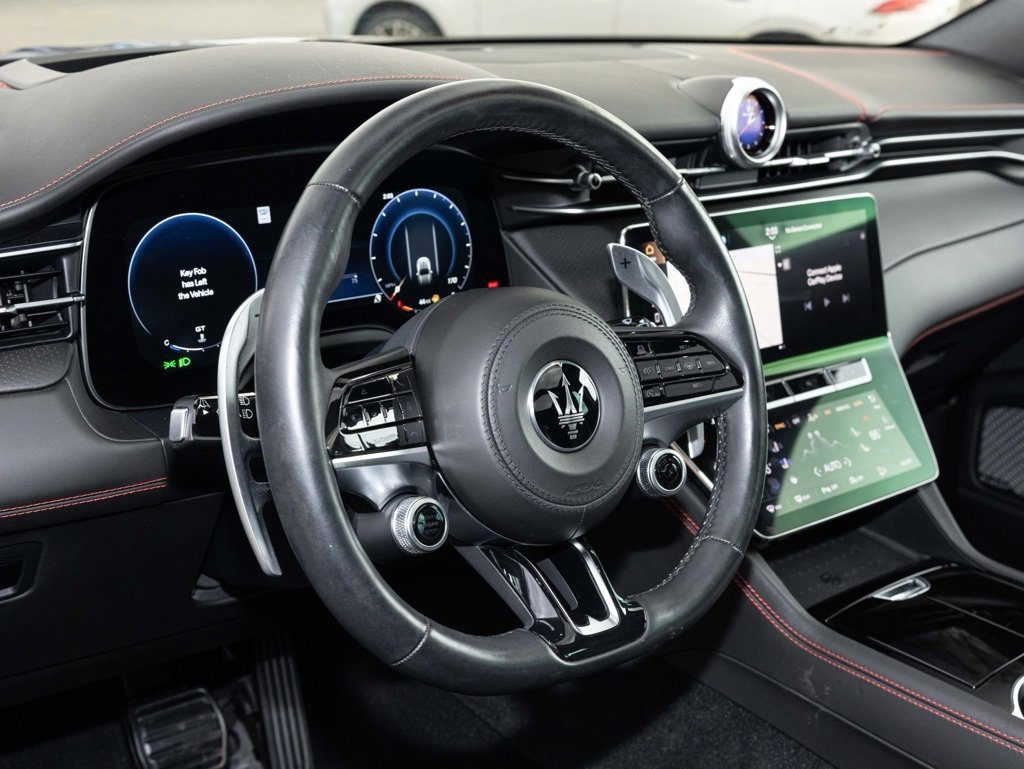 Used 2023 Maserati Grecale Modena image 24