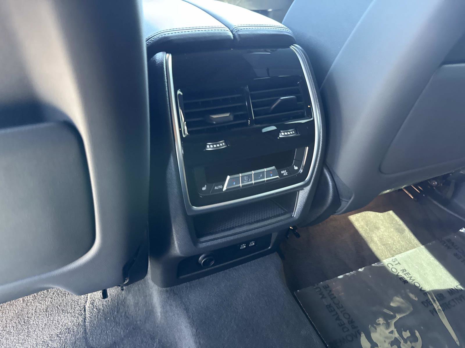 Used 2025 BMW XM image 16