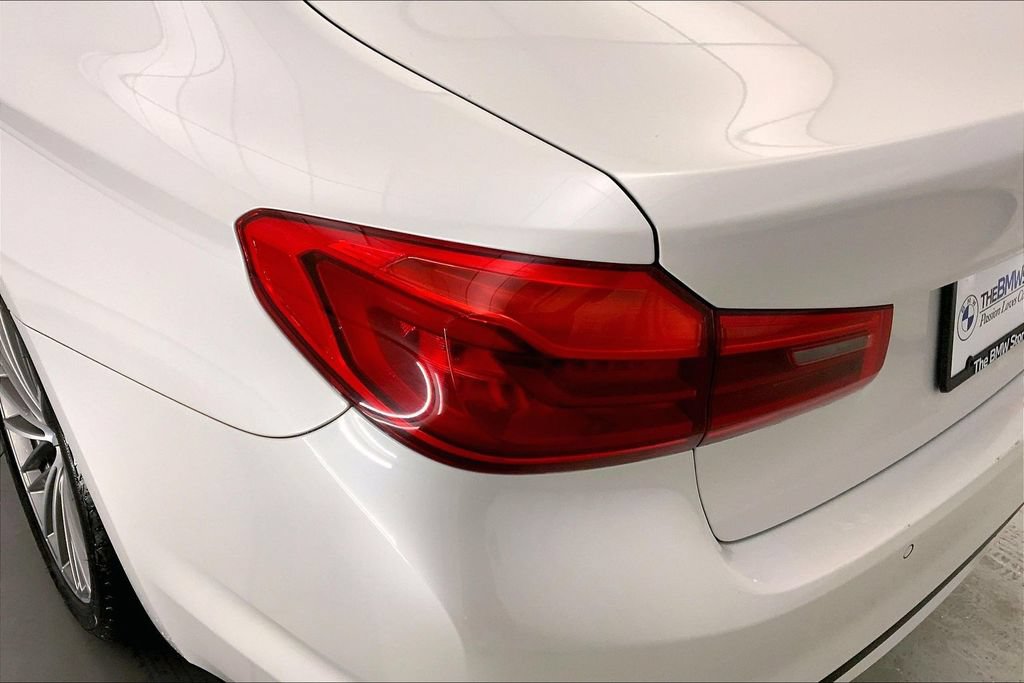 Used 2019 BMW 540i w/ Executive Package RWD image 28