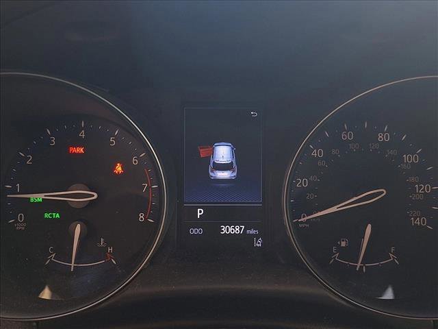 Used 2019 Toyota C-HR XLE image 9