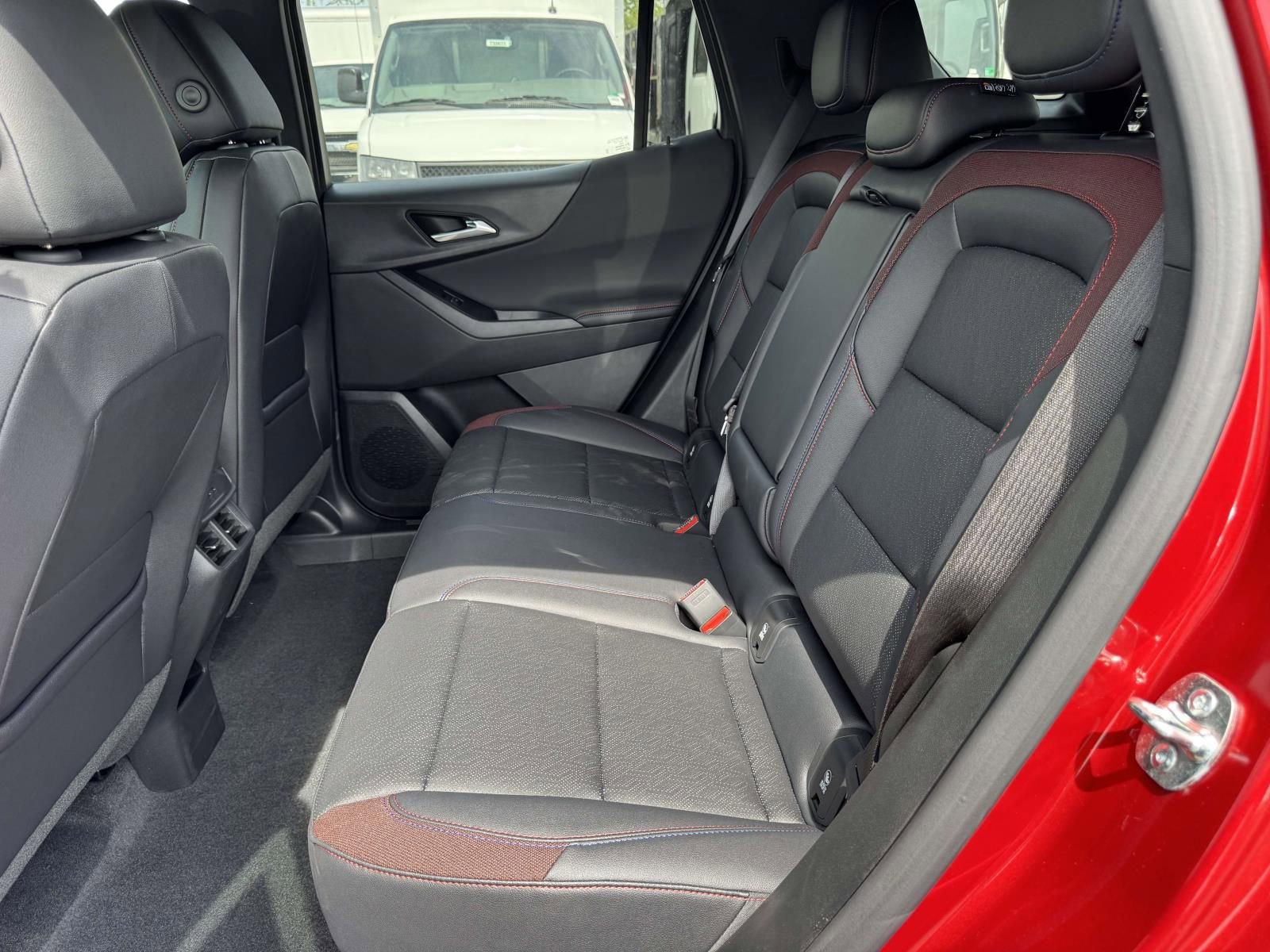 New 2026 Chevrolet Equinox RS w/ Safety and Technology Package image 25