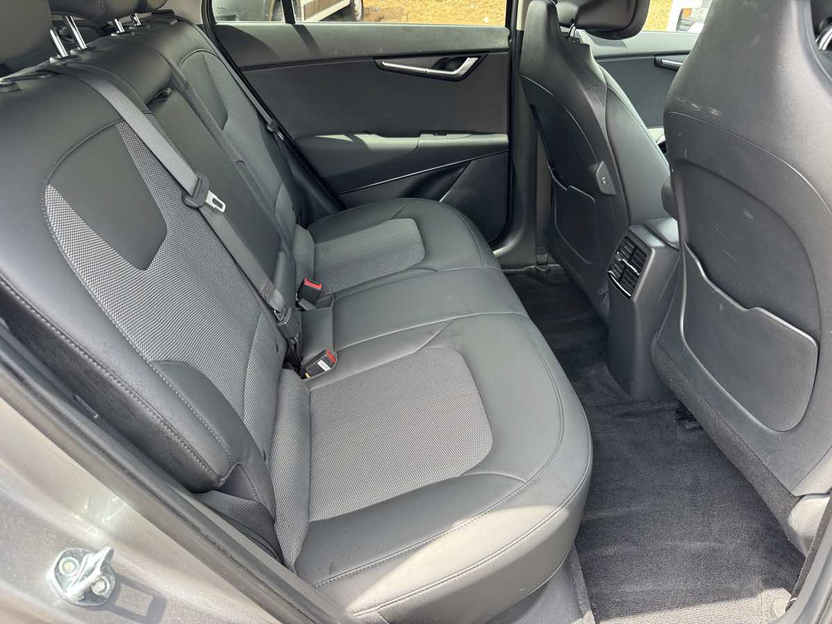 Used 2023 Kia Niro Wind FWD image 17