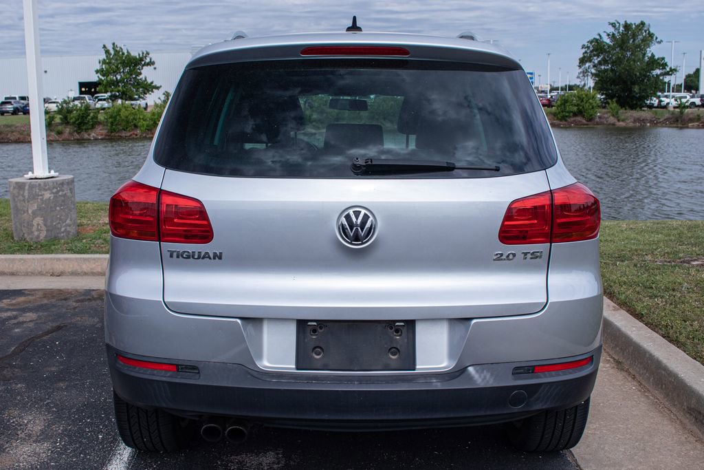 Used 2012 Volkswagen Tiguan S FWD image 5