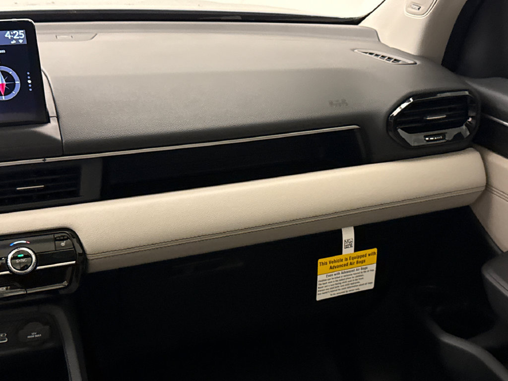 New 2026 Honda Pilot Touring image 17