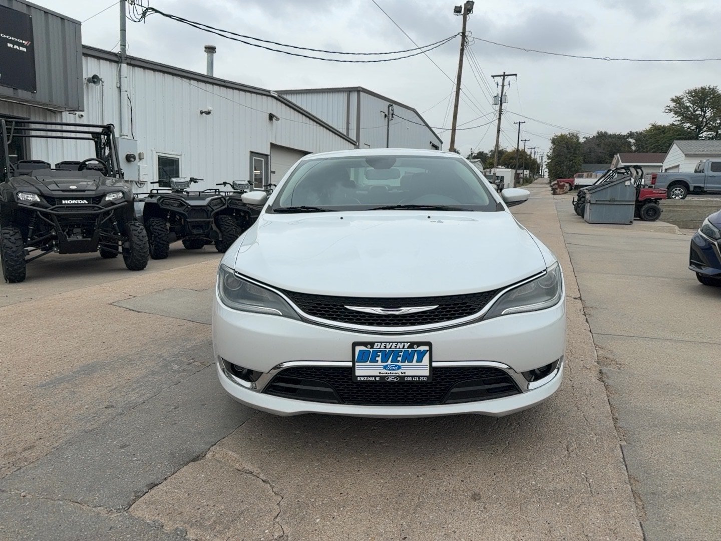 Used 2015 Chrysler 200 C w/ Navigation & Sound Group I FWD image 3
