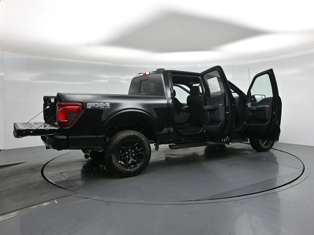 New 2026 Ford F150 XLT w/ Equipment Group 302A MID AWD/4WD image 5