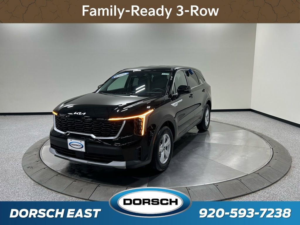 New 2026 Kia Sorento LX image 1