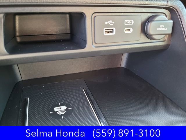 Used 2025 Honda Pilot Touring image 23