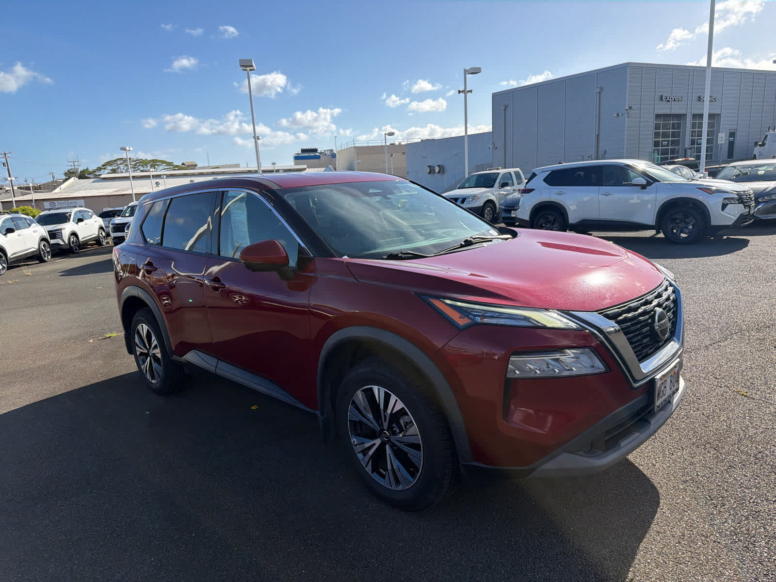 Used 2021 Nissan Rogue SV FWD image 2
