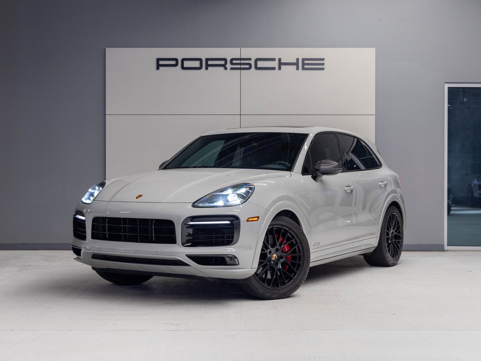 Used 2023 Porsche Cayenne GTS