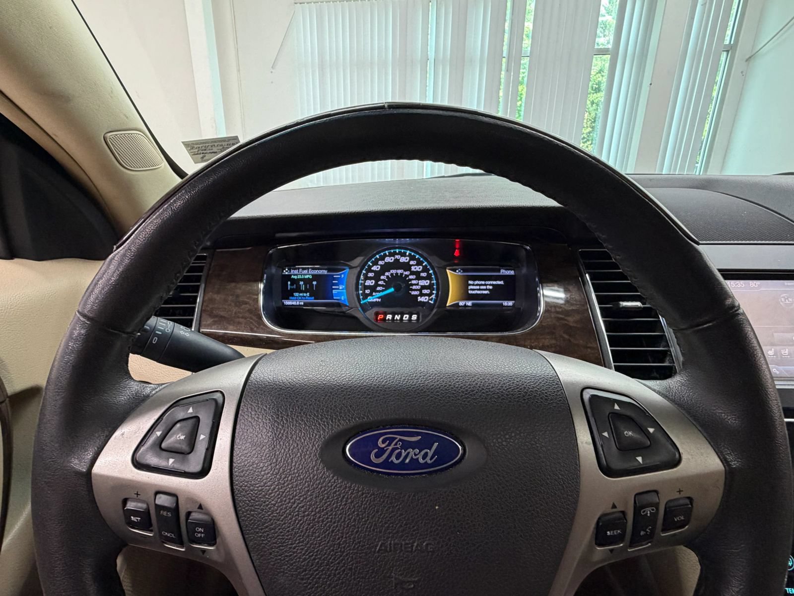 Used 2015 Ford Taurus Limited w/ Equipment Group 301A FWD image 24