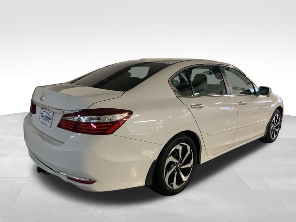 Used 2016 Honda Accord EX image 5