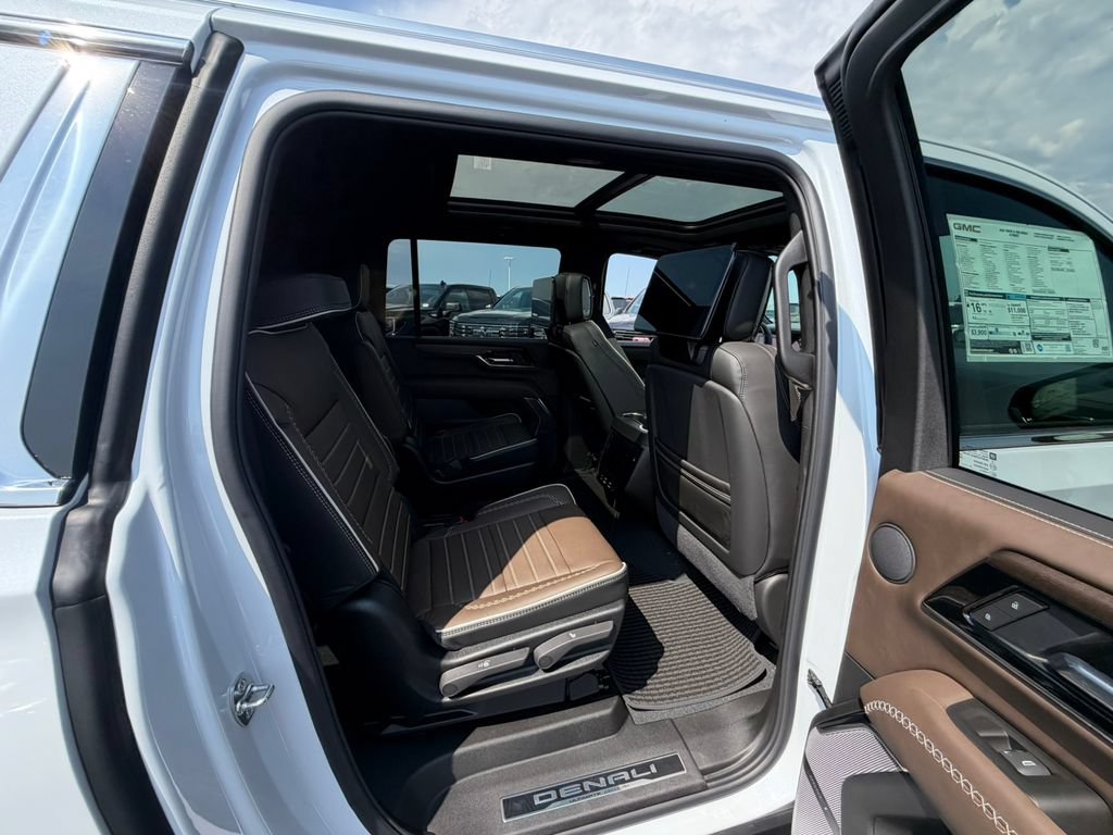New 2026 GMC Yukon XL Denali Ultimate AWD/4WD image 19