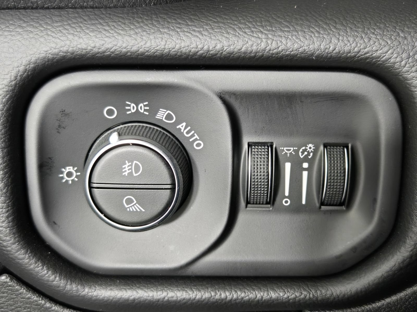 Used 2026 RAM 1500 Lone Star AWD/4WD image 22