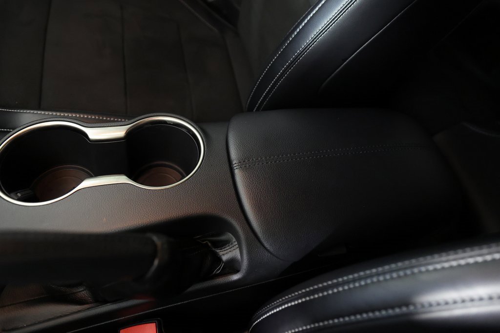 Used 2016 Ford Mustang Shelby GT350 w/ Technology Package image 36