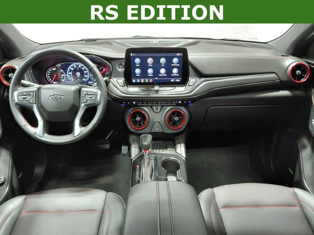 Used 2025 Chevrolet Blazer RS w/ Driver Confidence II Package image 2