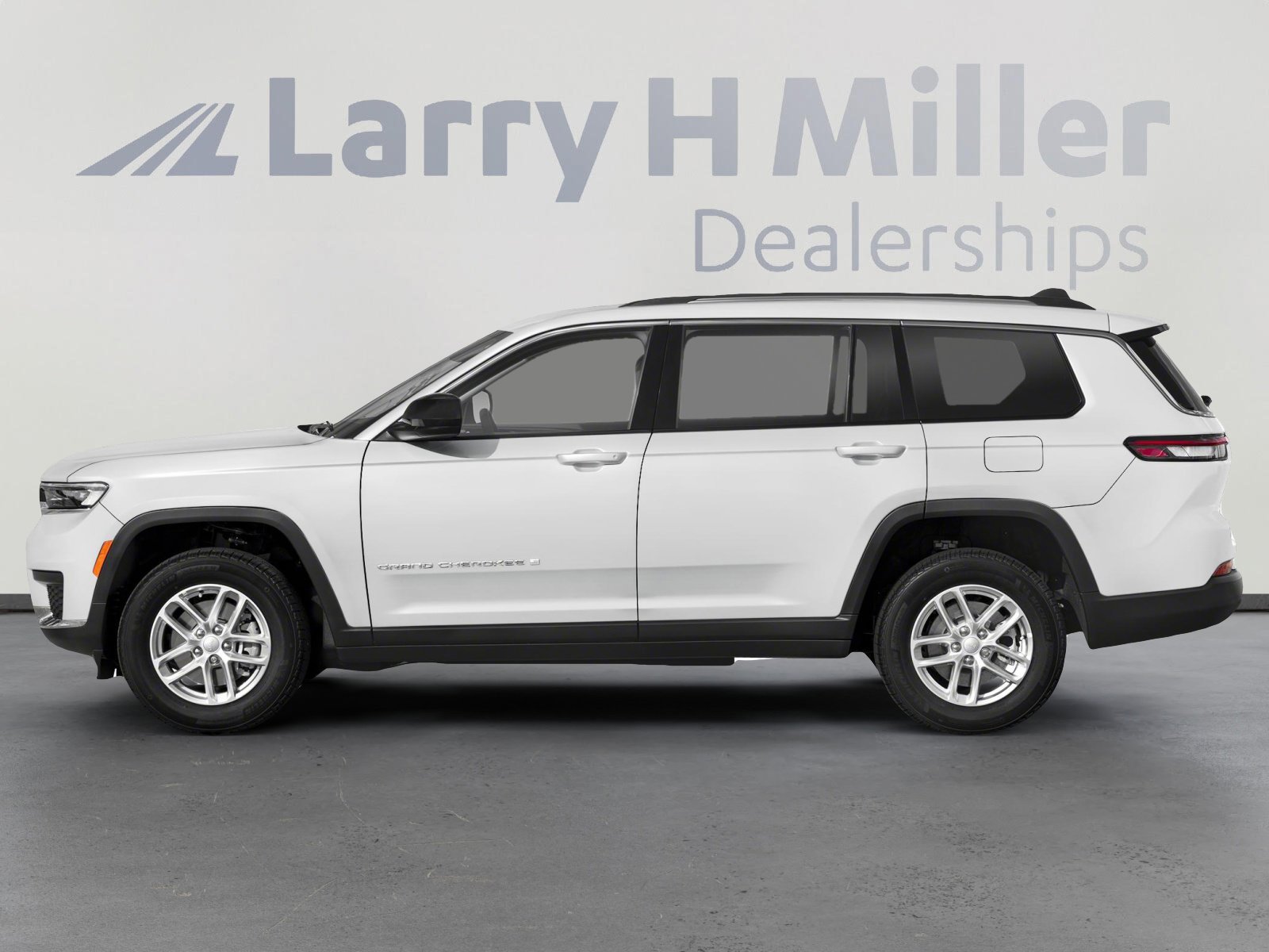 New 2025 Jeep Grand Cherokee L Laredo w/ Trailer Tow Package image 3