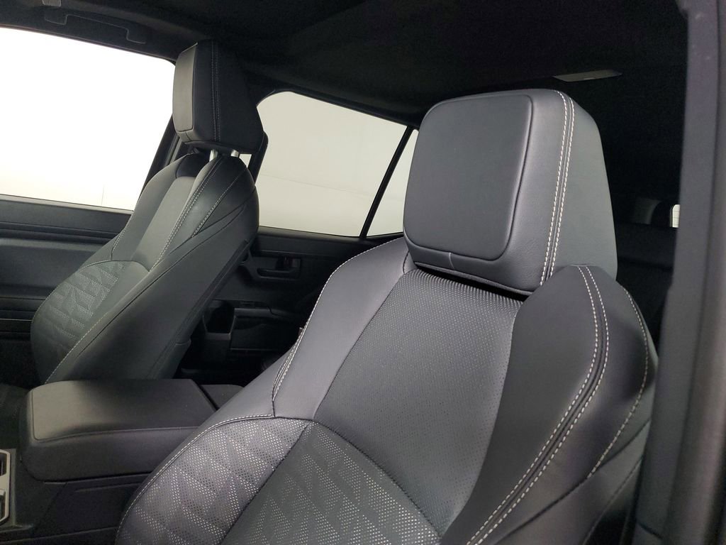 Used 2025 Toyota 4Runner TRD Off-Road Premium image 23