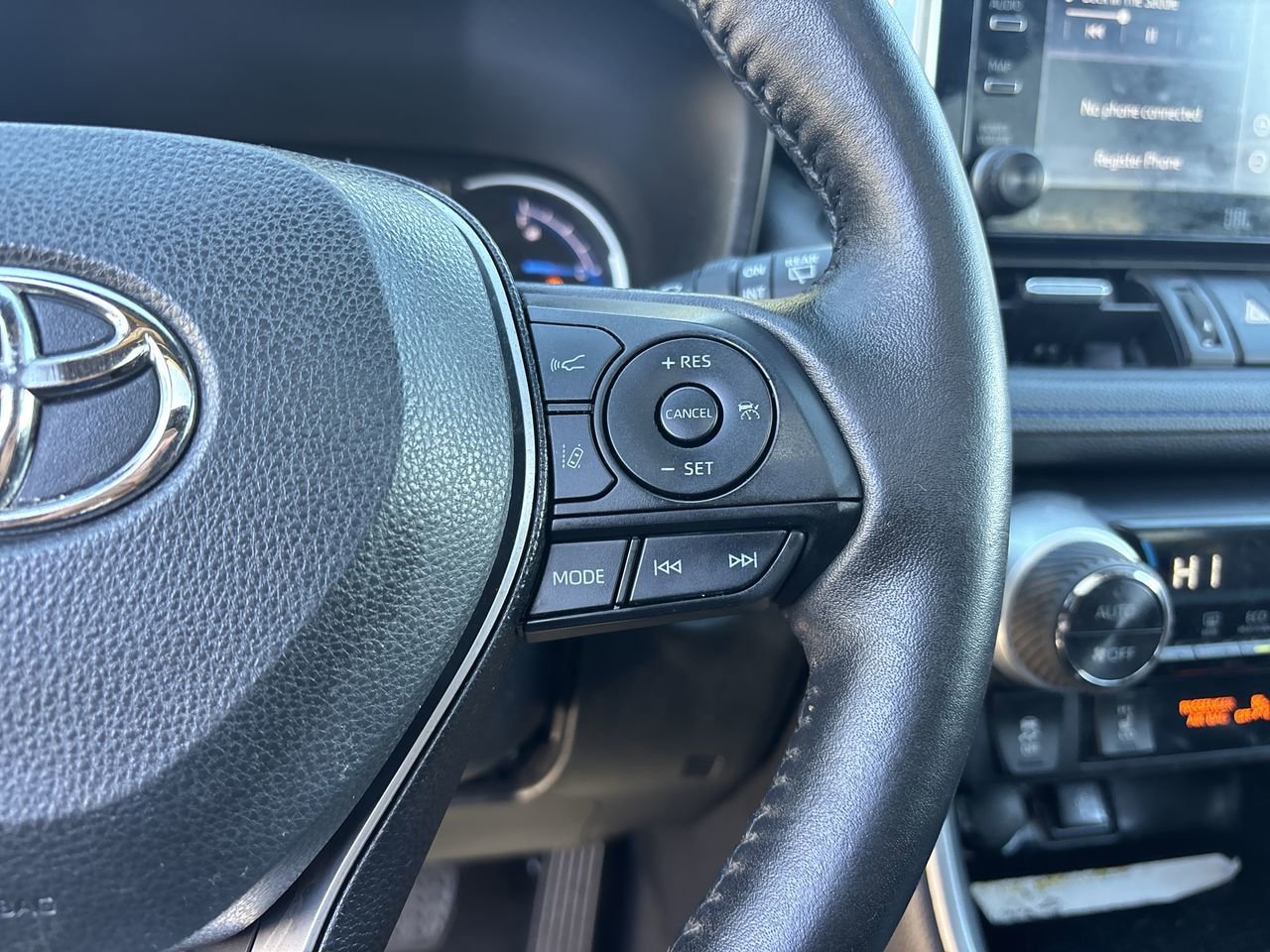 Used 2020 Toyota RAV4 XSE image 23