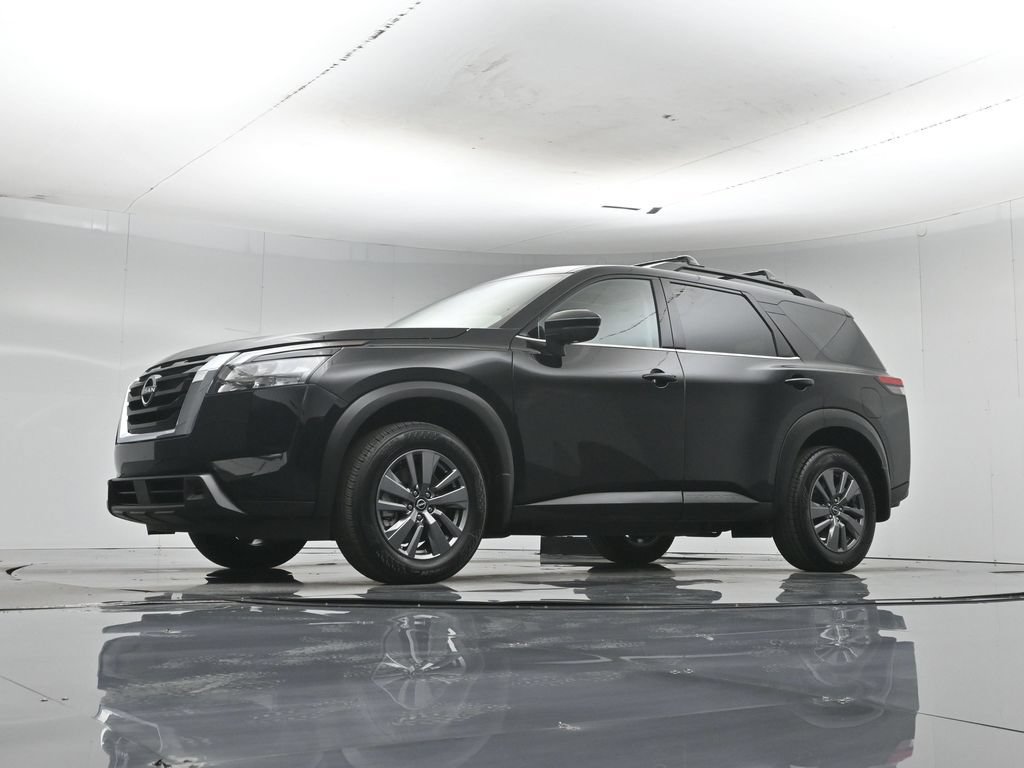 Used 2025 Nissan Pathfinder SV w/ SV Premium Package AWD/4WD image 50