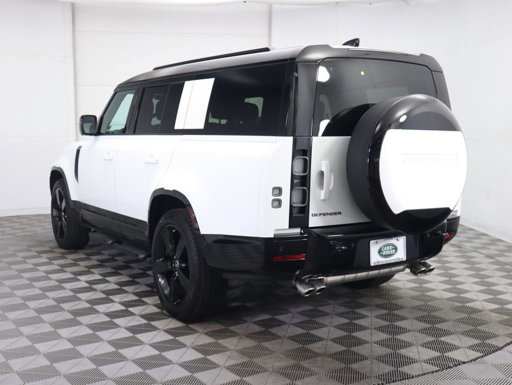 New 2025 Land Rover Defender 130 V8 image 7