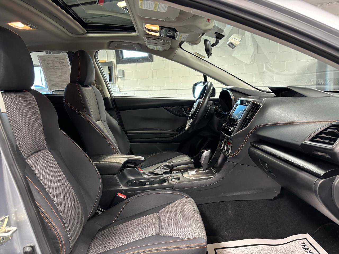 Used 2022 Subaru Crosstrek 2.0i Premium w/ Moonroof Package image 8